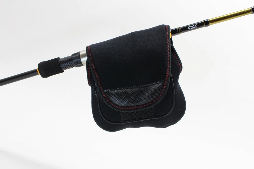 Protrust Neoprene Spinning Reel Cover PT-4007 2 Protrust Neoprene Spinning Reel Cover PT-4007