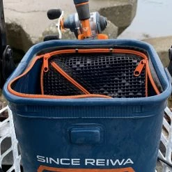 Others Accessories Live Bait Bucket With Rod Holder