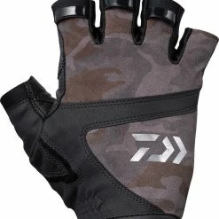 Daiwa 3/5 Cut Padded Quick-drying Gloves DG-2121/2021/8121 Accessories